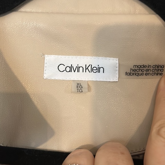 Calvin Klein Cream Faux Leather Moto Ribbed Jacket with Gold Hardware size XL - Picture 3 of 5
